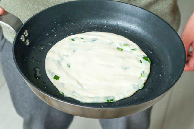Рецепт коржиків з зеленою цибулею