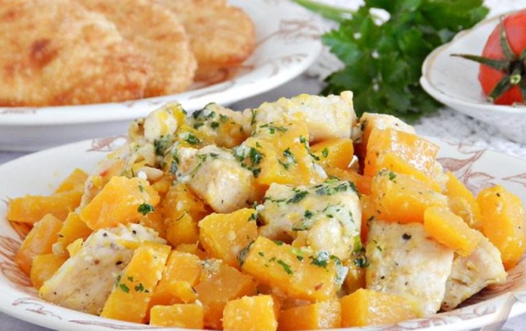 Запечений гарбуз з курячим філе