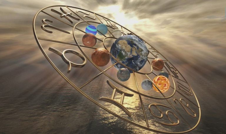 Гороскоп червень 2023: кохання, робота, фінанси, що очікувати в перший місяць літа