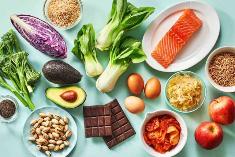 Білки, вуглеводи, жири та клітковина – в яких продуктах містяться ці речовини? Якими продуктами можна замінити цукор?