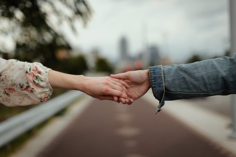 Цей чоловік подарований Всесвітом? – ознаки долі та поради психологів