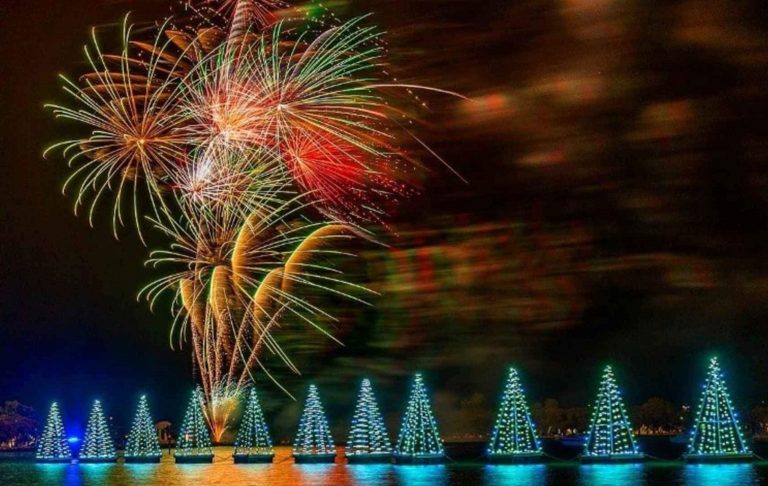 Скільки вихідних у грудні 2021 і на Новий рік 2022: дати переносу святкових днів