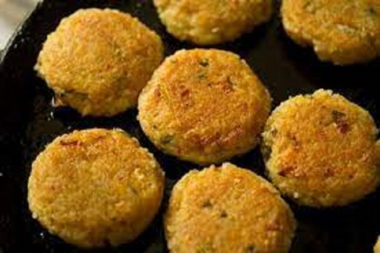 Пісні дєтичні котлети з рису, які легко приготувати